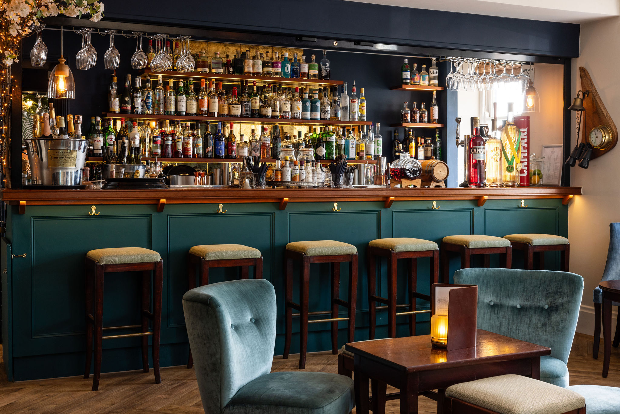 The Moorings, Jersey (Bar)